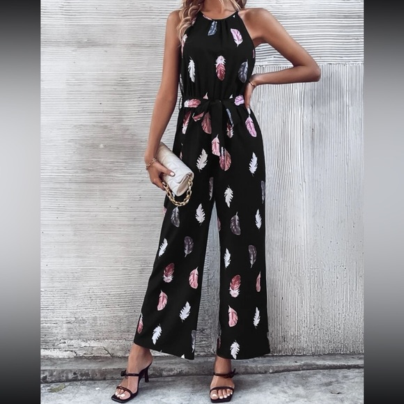 Boho feather print halter jumpsuit - Picture 1 of 16
